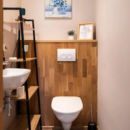 Premium Living With Sauna, Balcony And Parking Apartman *
