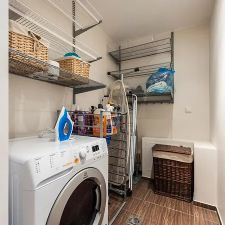 Apartman Premium Living With Sauna, Balcony And Parking *